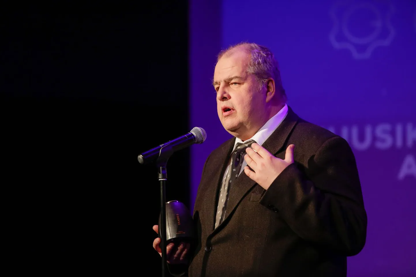 Eesti Muusikaettevõtluse Auhindade gala 2015 restoranis Merineitsi. Pildil on Aarne Valmis.