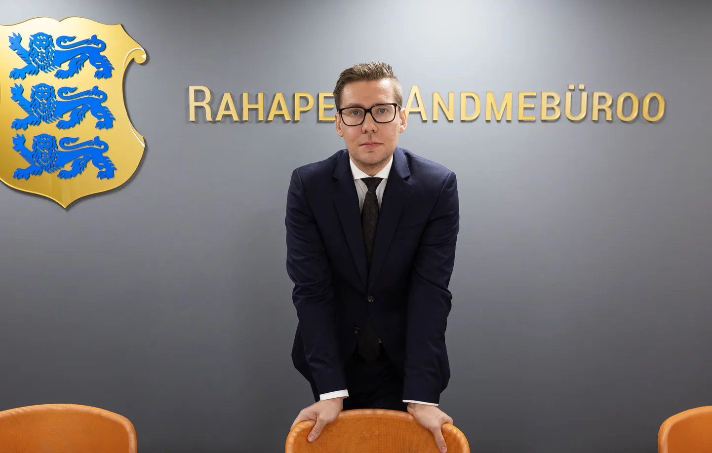 Valitsus jätab Rahapesu Andmebüroo juhi ametisse. Advokaat: see on seaduse mõttega vastuolus