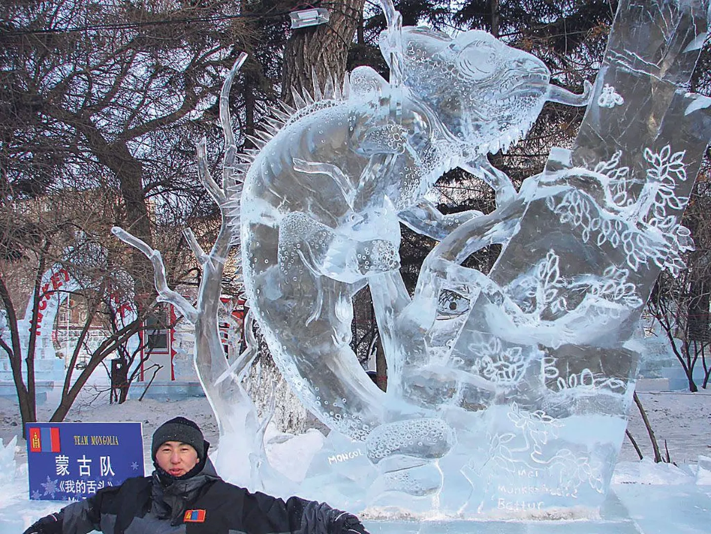 Mongooliast pärit Tsagaan Munkherdene on üks põnevamaid skulptoreid, keda tänavuse jääfestivali ajal toimuval jääsümpoosionil näha saab.