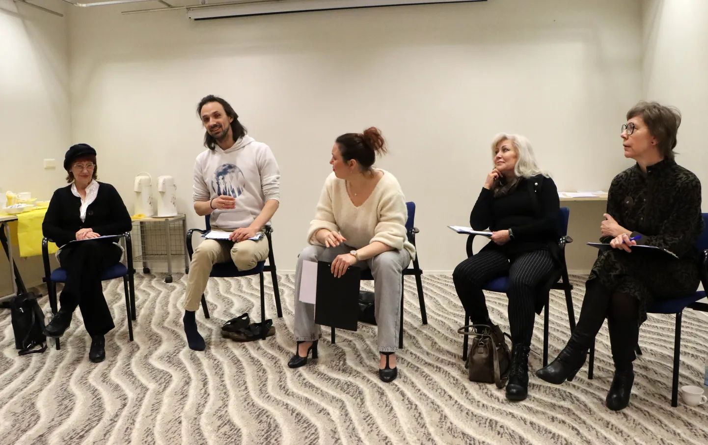 Ida-Virumaa kooliteatrite festivali žürii.