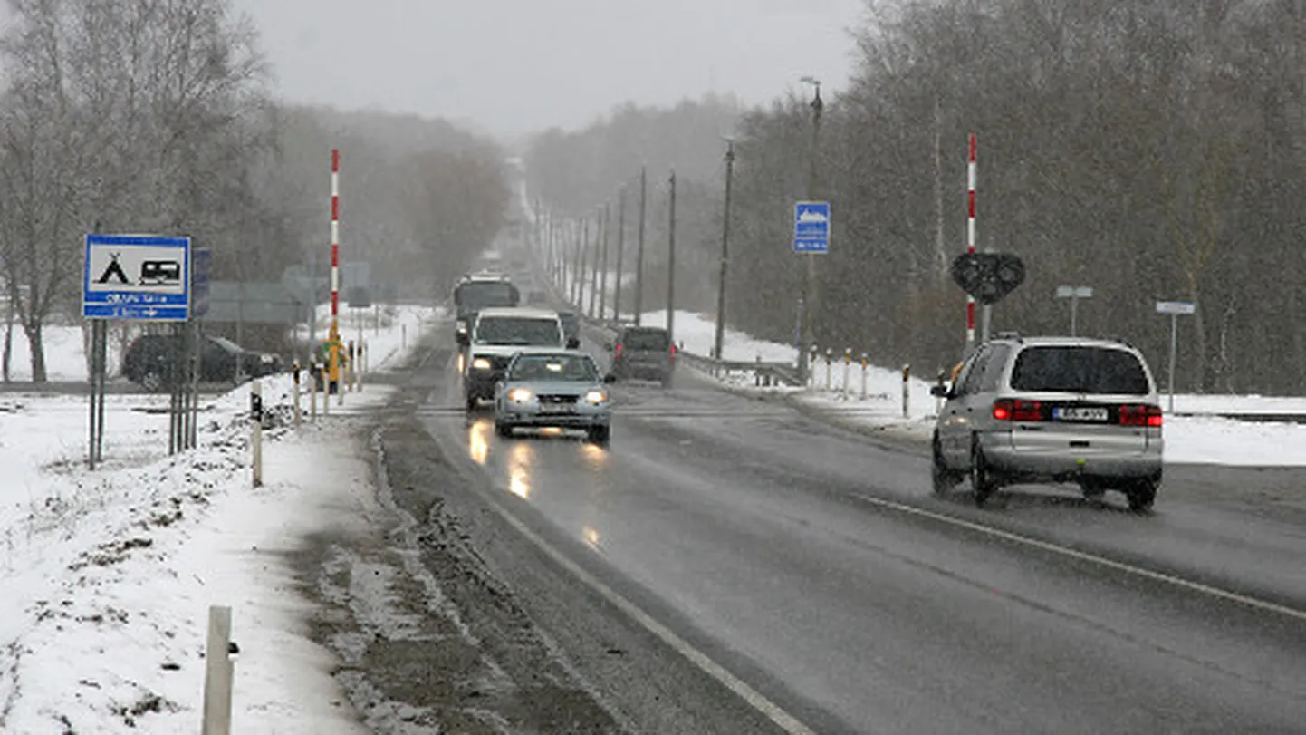 Sillamäe ohtlikku raudteeristmikku saab tuleval aastal läbida juba altkaudu ehk tunnelis.
