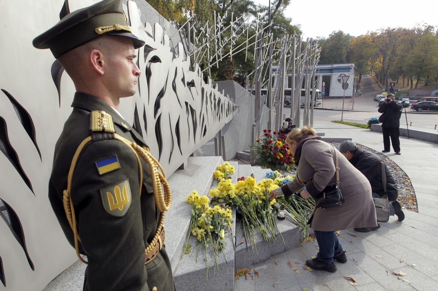 Ukraina sõdur tänavu oktoobris Kiievis tseremoonial, millega mälestati sõjas Venemaaga langenuid.