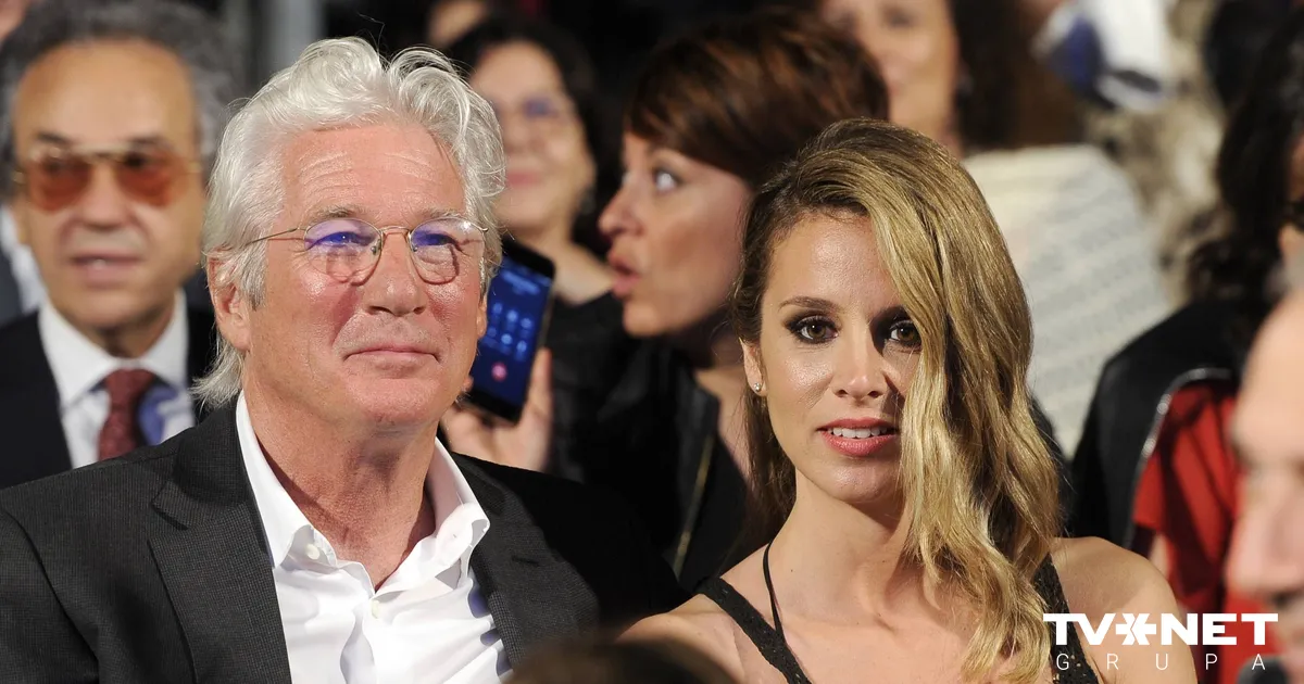 Ričards Gīrs 70 gadu vecumā atkal kļuvis par tēti