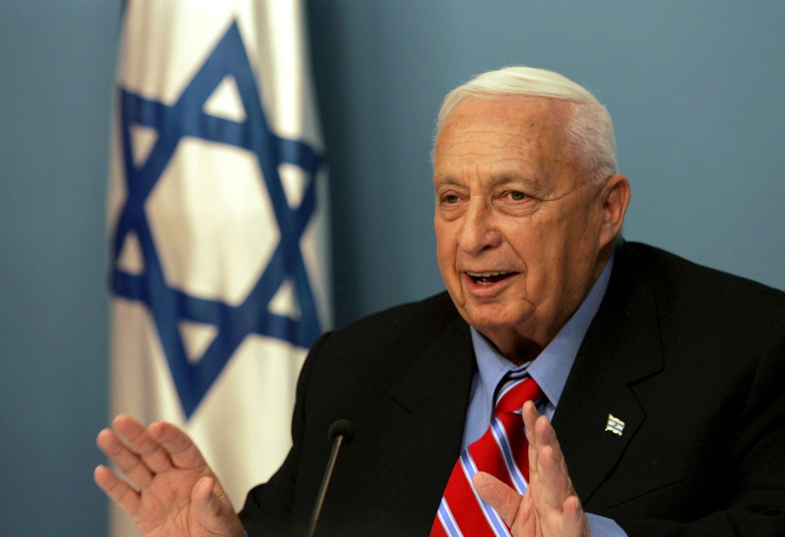 Ariel Sharon novembris 2005 tehtud fotol.