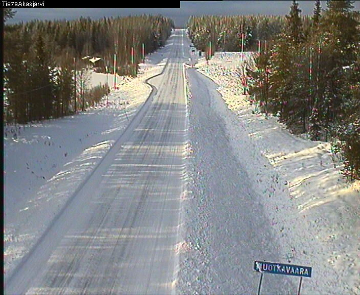 Talvine loodus Lapi maakonna loodeosas Äkäsjärvil. Maanteekaamera jäädvustas selle täna kell 12.02.