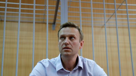 Роскомнадзор потребовал от российских СМИ удалить материалы о расследованиях Навального