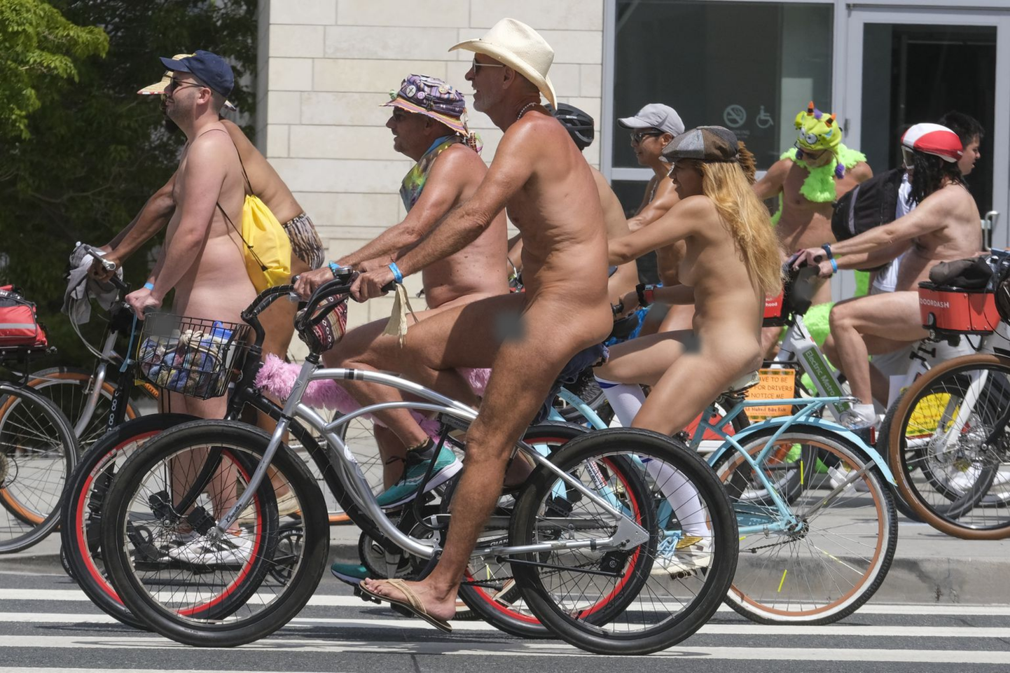 World Naked Bike Ride в Лос-Анджелесе