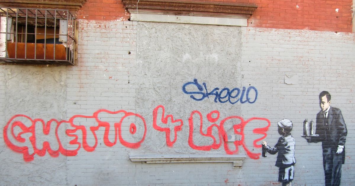 Mask on langenud? Banksy teose kolimine on endaga kaasa toonud vandenõuteooriate laine