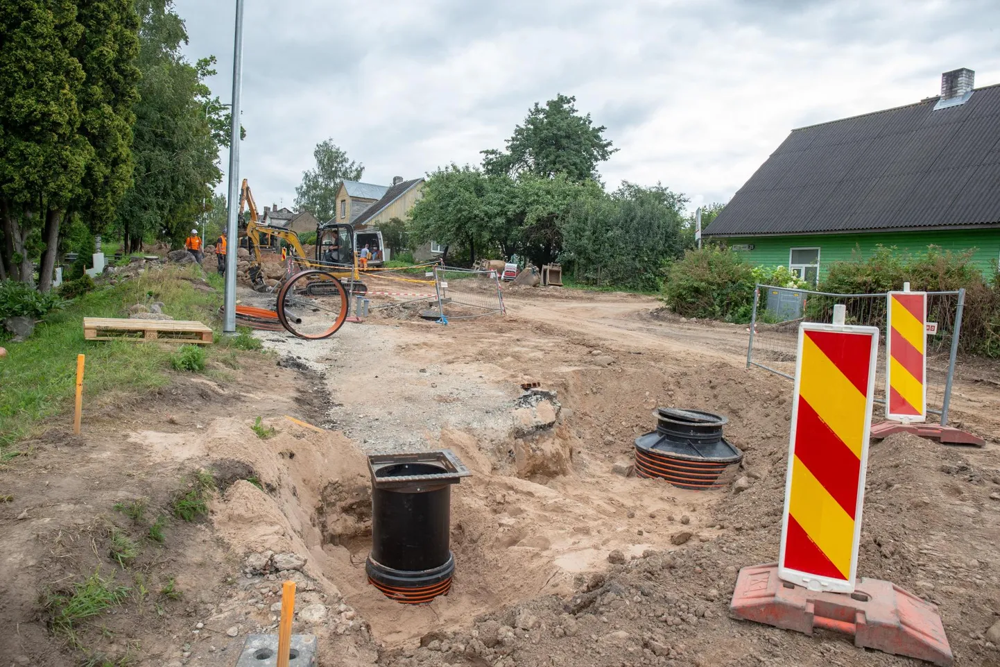 Eelmisel suvel tehtud torutööd Pärnu maantee piirkonnas läksid Veevärgile arvatust pisut vähem maksma ja see andis ka majandusaasta aruandesse kasumi.