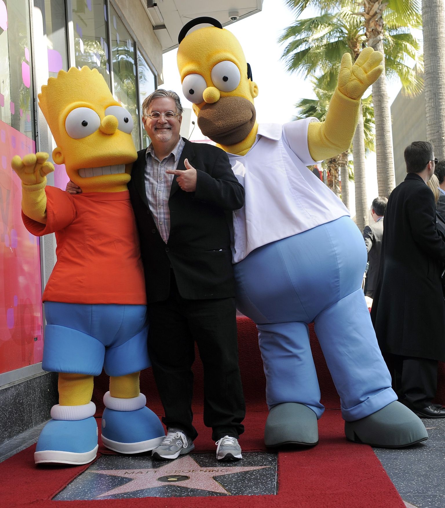 Matt Groening koos «Simpsonite» tegelaste Homer ja Bart Simpsoniga