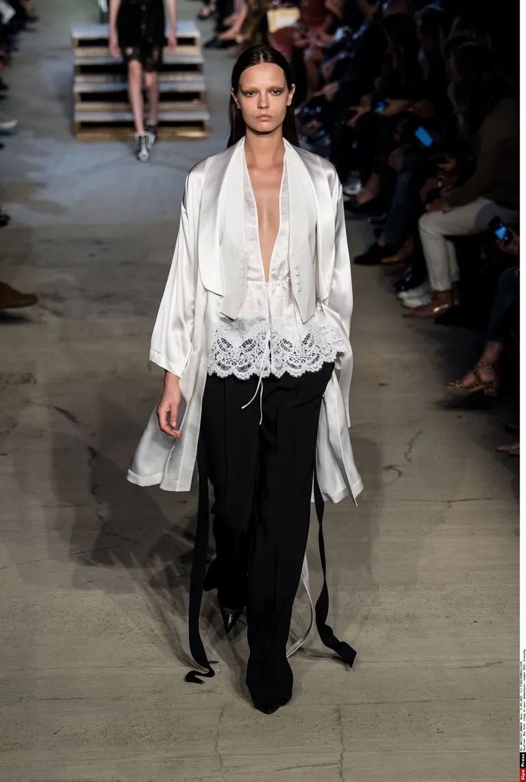 Givenchy moemaja (SIPA)