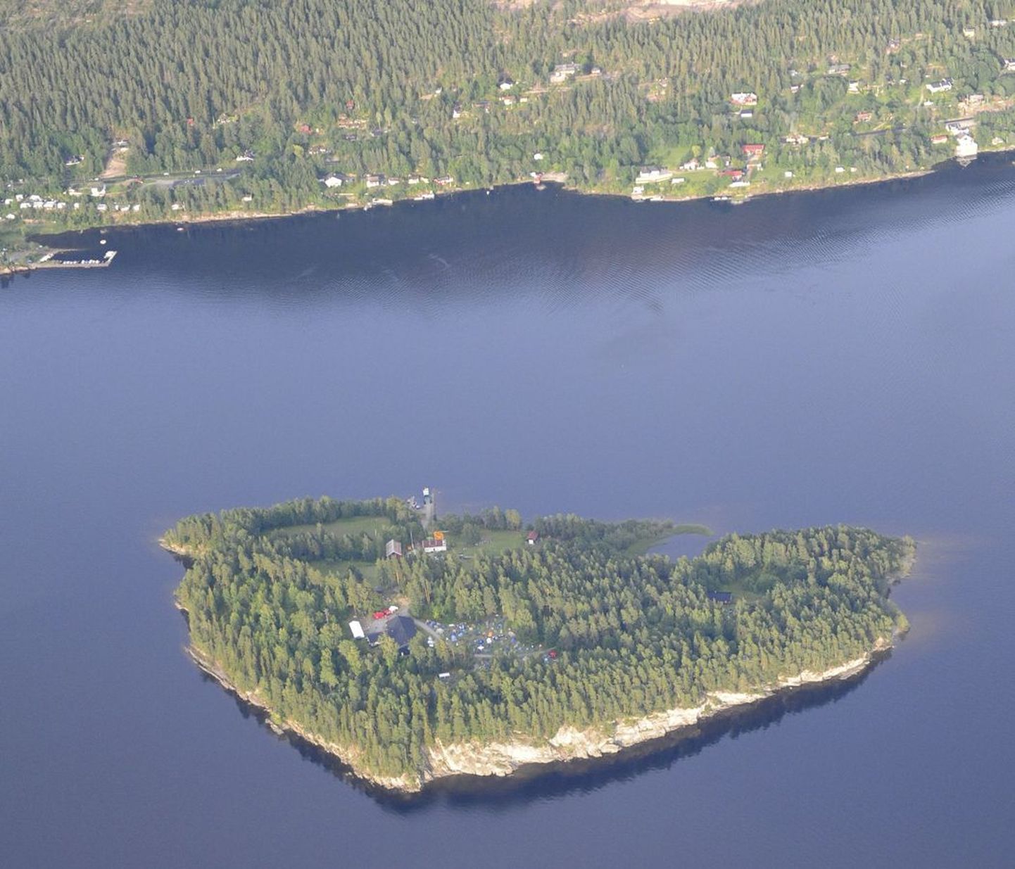 Utøya saar