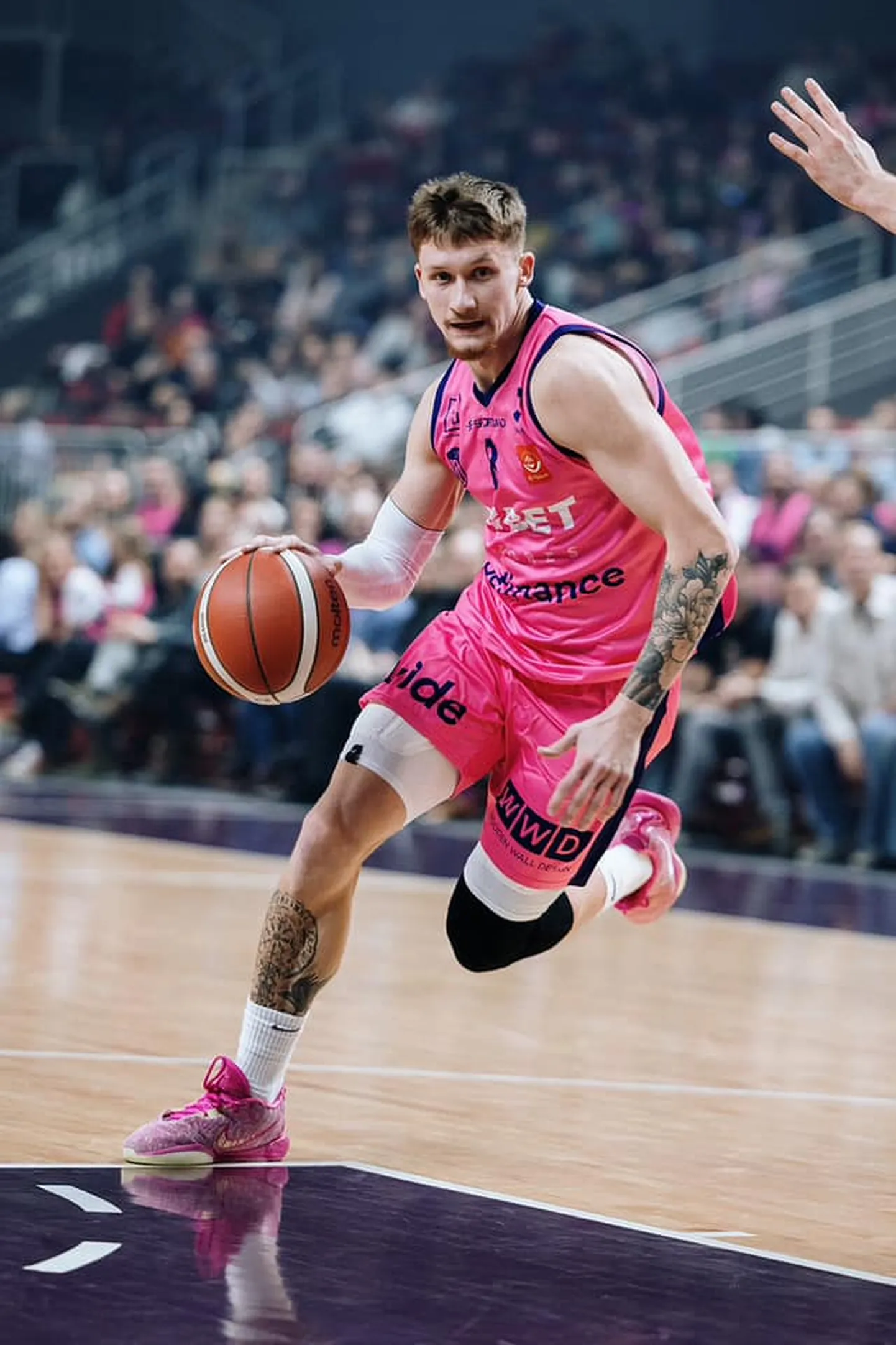 "Rīgas zeļļi" basketbolists Roberts Bērziņš
