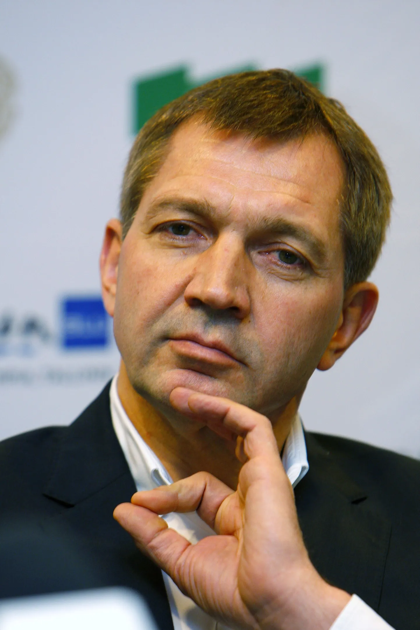 Urmas Sõõrumaa.