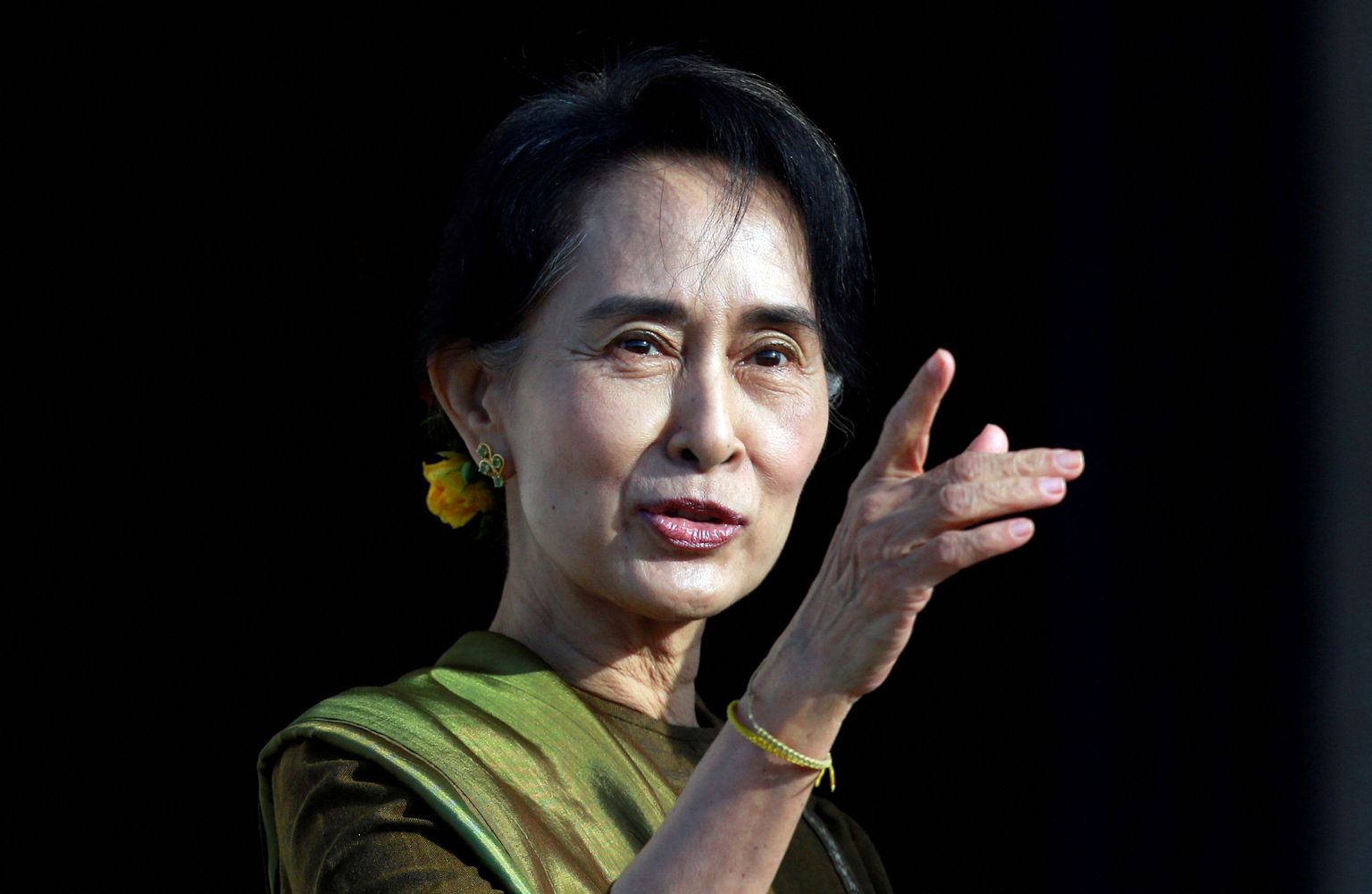 Myanmari demokraatialiikumise kauaaegne juht Aung San Suu Kyi .