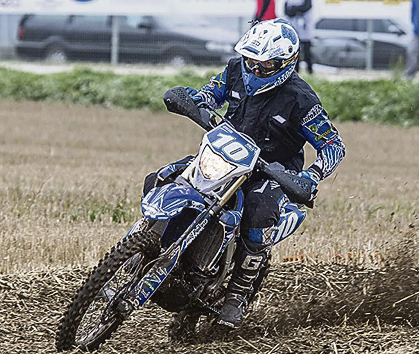 Paikuse motoklubi eestvedaja Toivo Nikopensius võitis mitmepäevasõidu Eesti meistrivõistlustel nelja etapi kokkuvõttes veenva ülekaaluga seenioride kuldmedali.