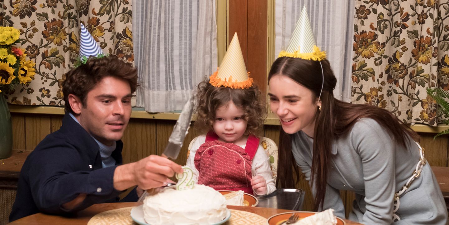Zac Efron ja Lily Collins filmis "Extremely Wicked, Shockingly Evil and Vile" (2019).