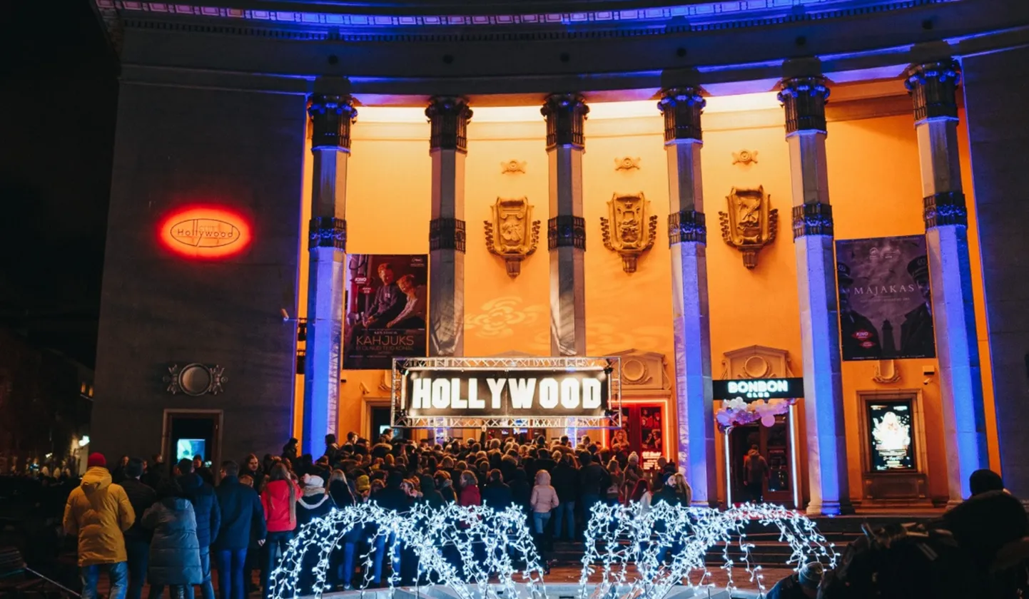 Ночной клуб Hollywood