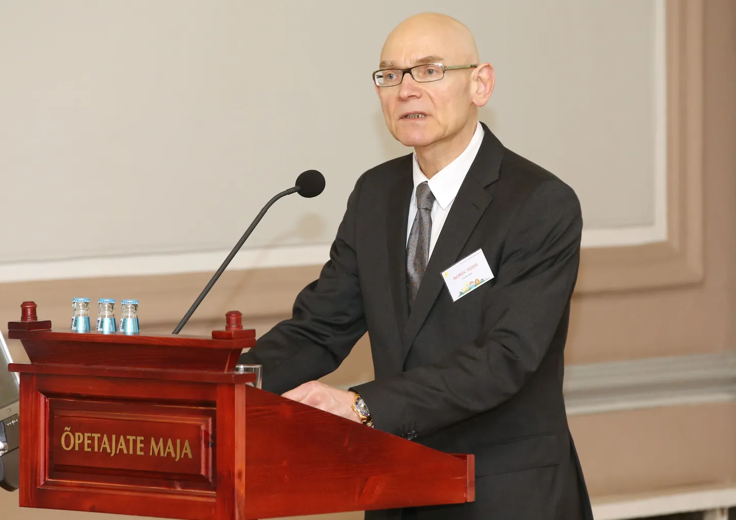 Индрек Тедер.