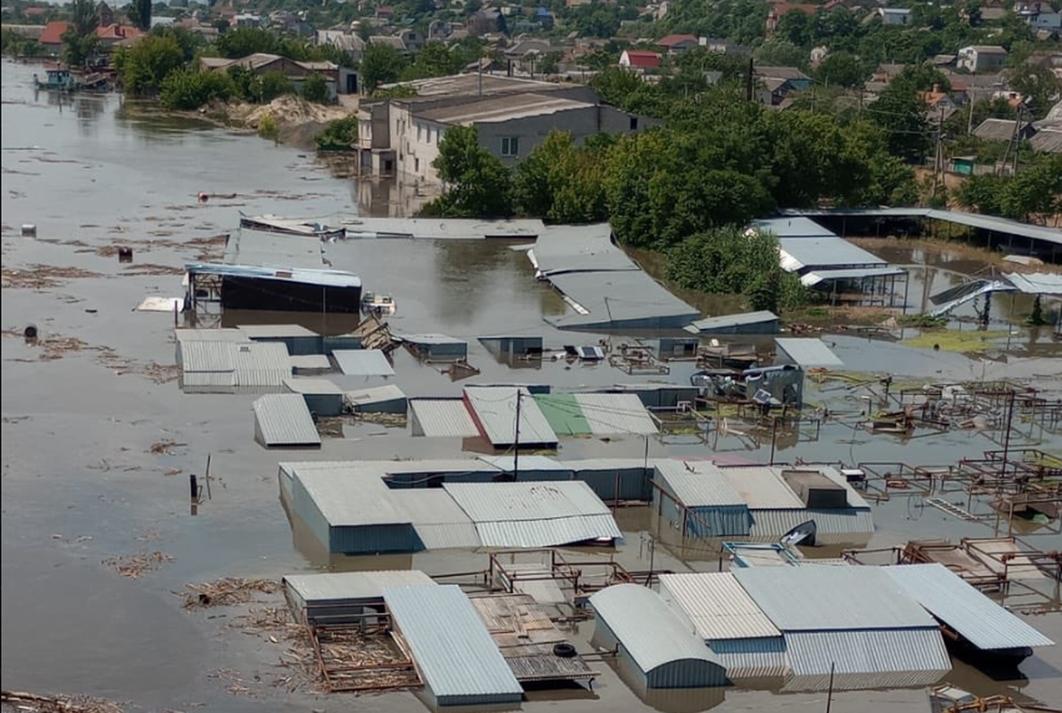Наводнение в Херсоне - последствия уничтожения Каховской ГЭС