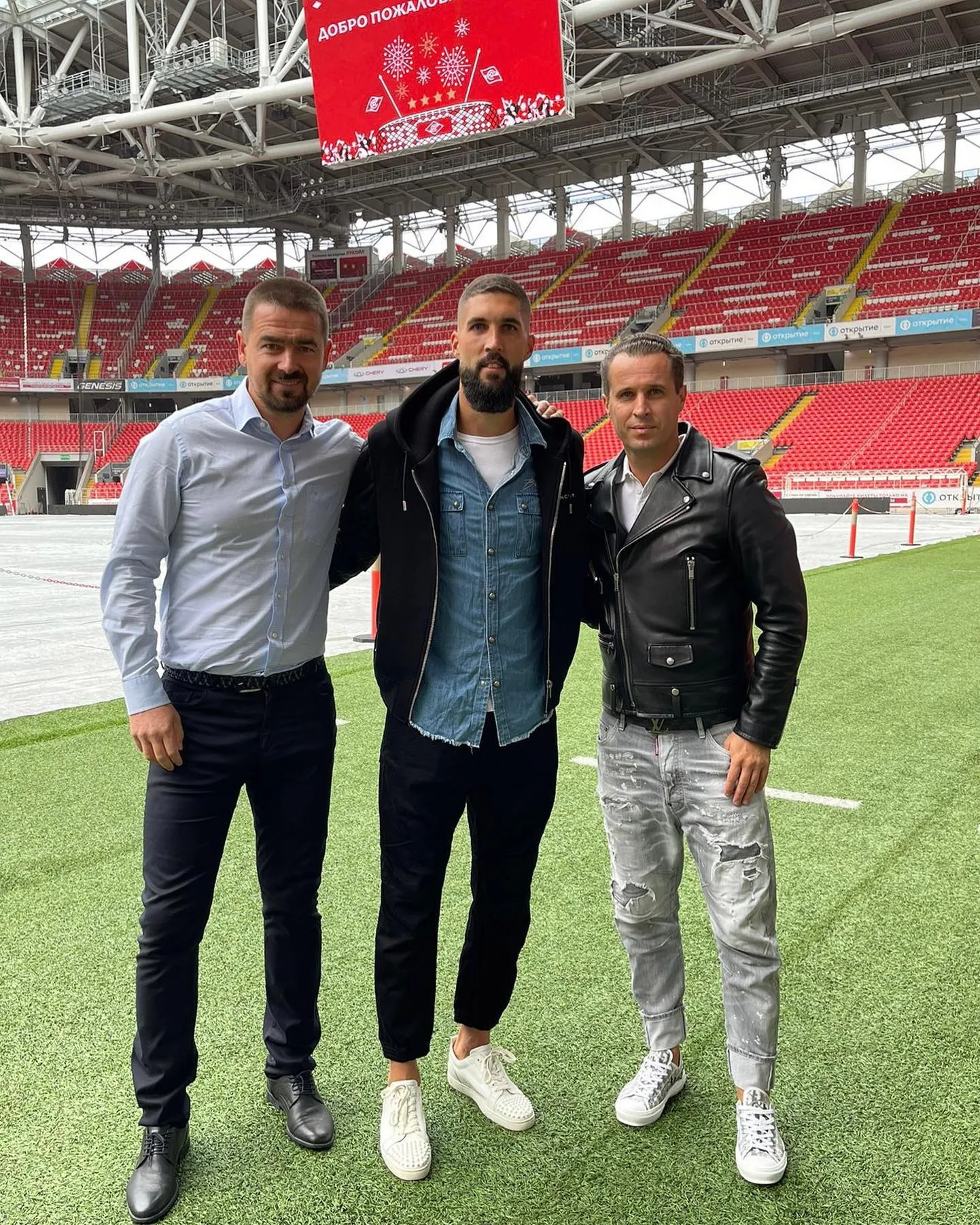 Andrei Stepanov (vasakul) ja Jevgeni Novikov (paremal) aitavad Venemaale mitmeid mängumehi ja see pole ka muutunud pärast Ukraina sõda.