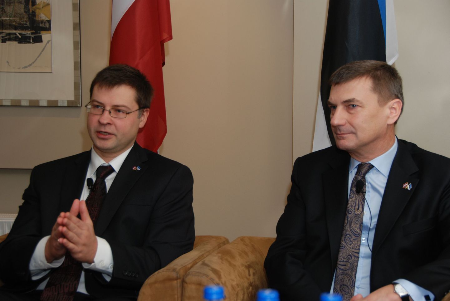 Läti peaminister Valdis Dombrovskis (vasakul) ja tema Eesti kolleeg Andrus Ansip.