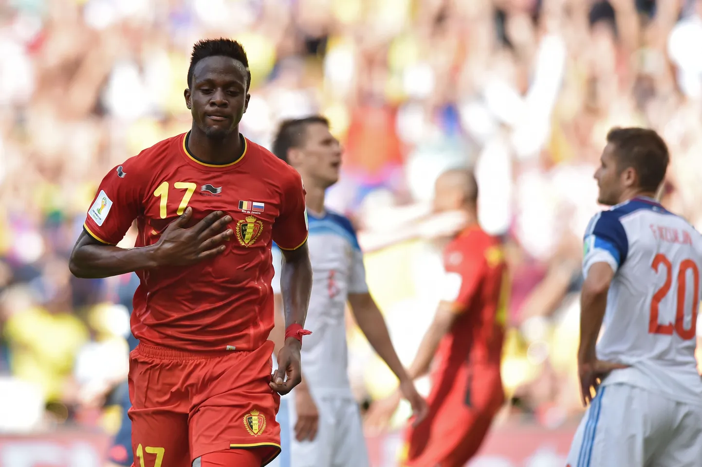 Belgia vahetusmees Divock Origi (vasakul) väravat tähistamas