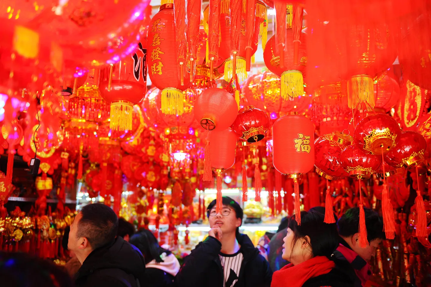 Hiina uusaasta tähistamise juurde kuuluvad ka Hiina laternad.