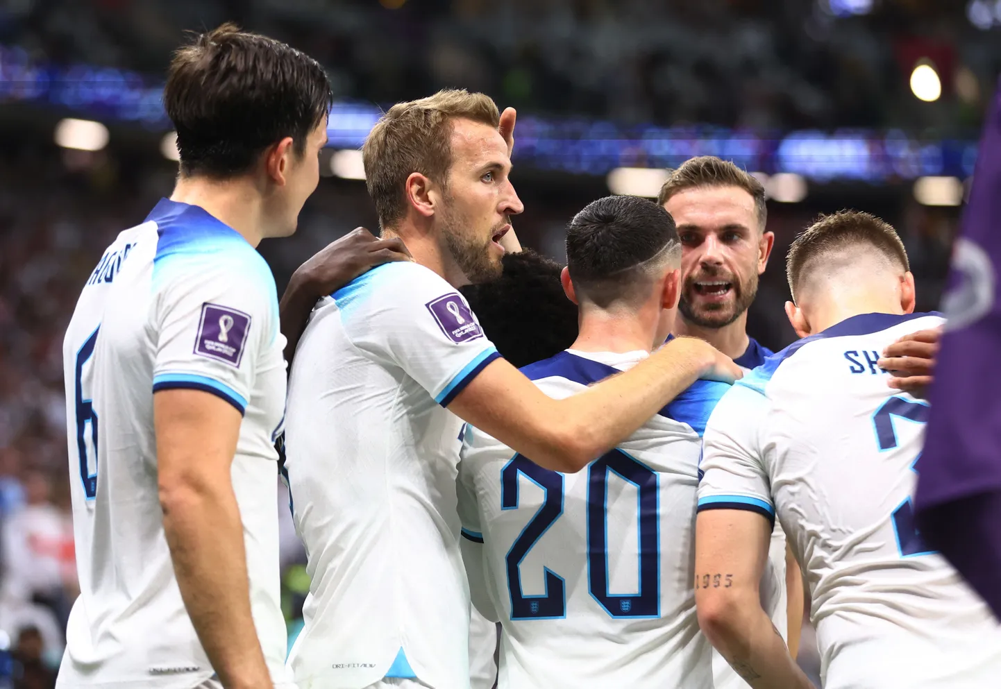 Inglased tähistamas Harry Kane'i väravat.