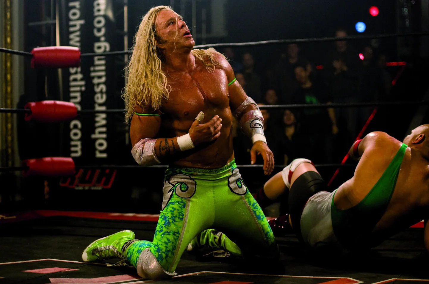 Mickey Rourke filmis «The Wrestler»