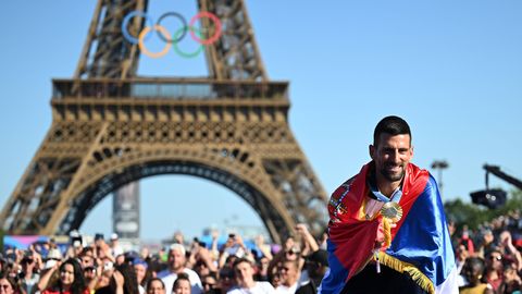 KUTSE TANTSULE ⟩ Novak Djokovic tähistab meeleolukas videos olümpiavõitu eriti kultuurselt