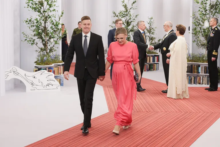 Majandus- ja tööstusminister Erkki Keldo ja Kristina Viks.