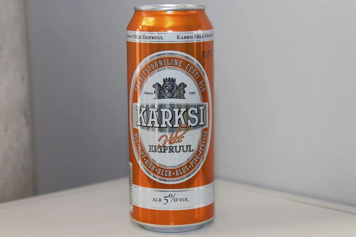 Karksi Eripruuli plekkpurgil olev kiri annab lühidalt teada, et selle õlle turustaja on Mulgimaa aktsiaselts Karme. Kus on märjuke pruulitud, jääb joojale saladuseks.