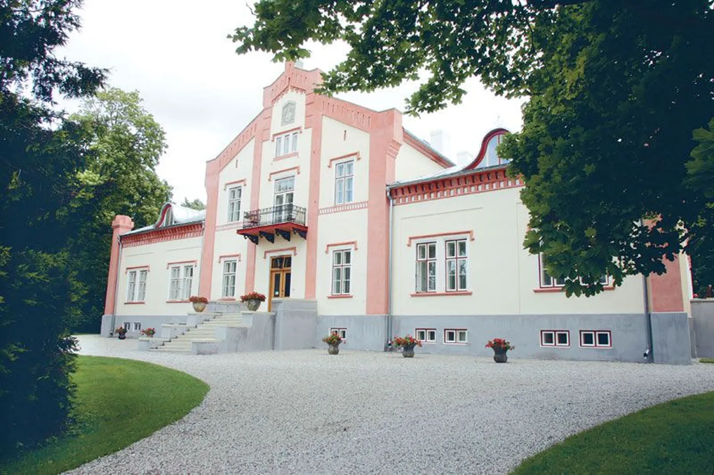 Pädaste mõis