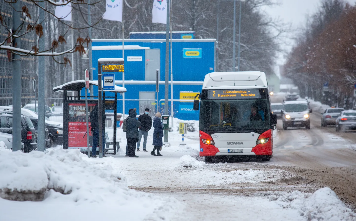 Tarti linnas sõitvad gaasibussid tulid toime ka krõbeda pakasega.