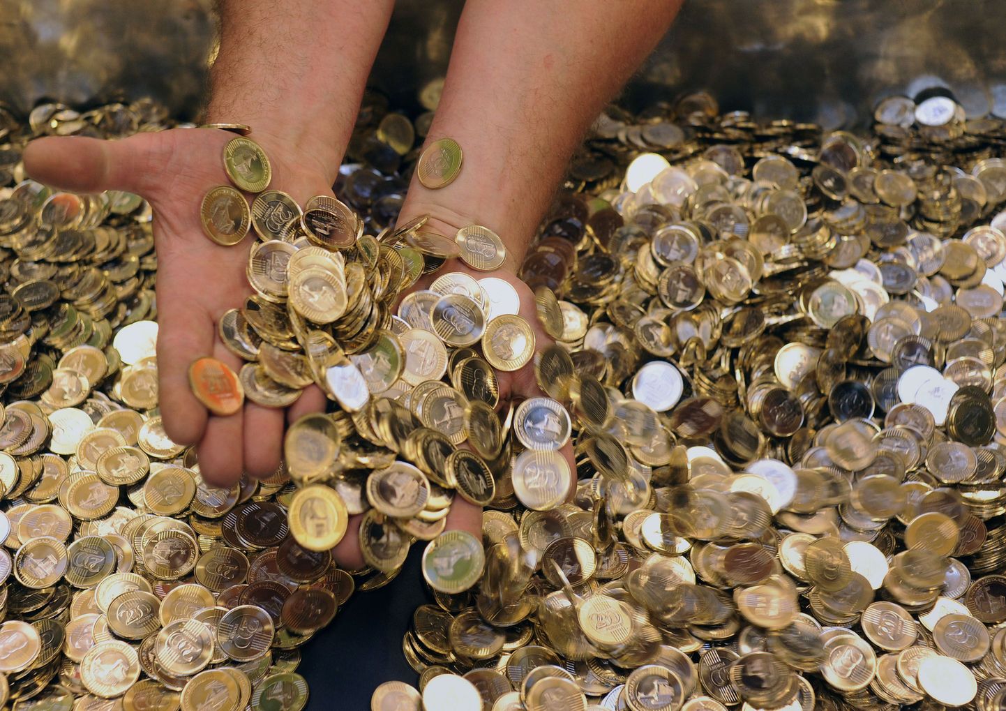 Euro tulek suurendab müntide tähtsust maksevahendina.