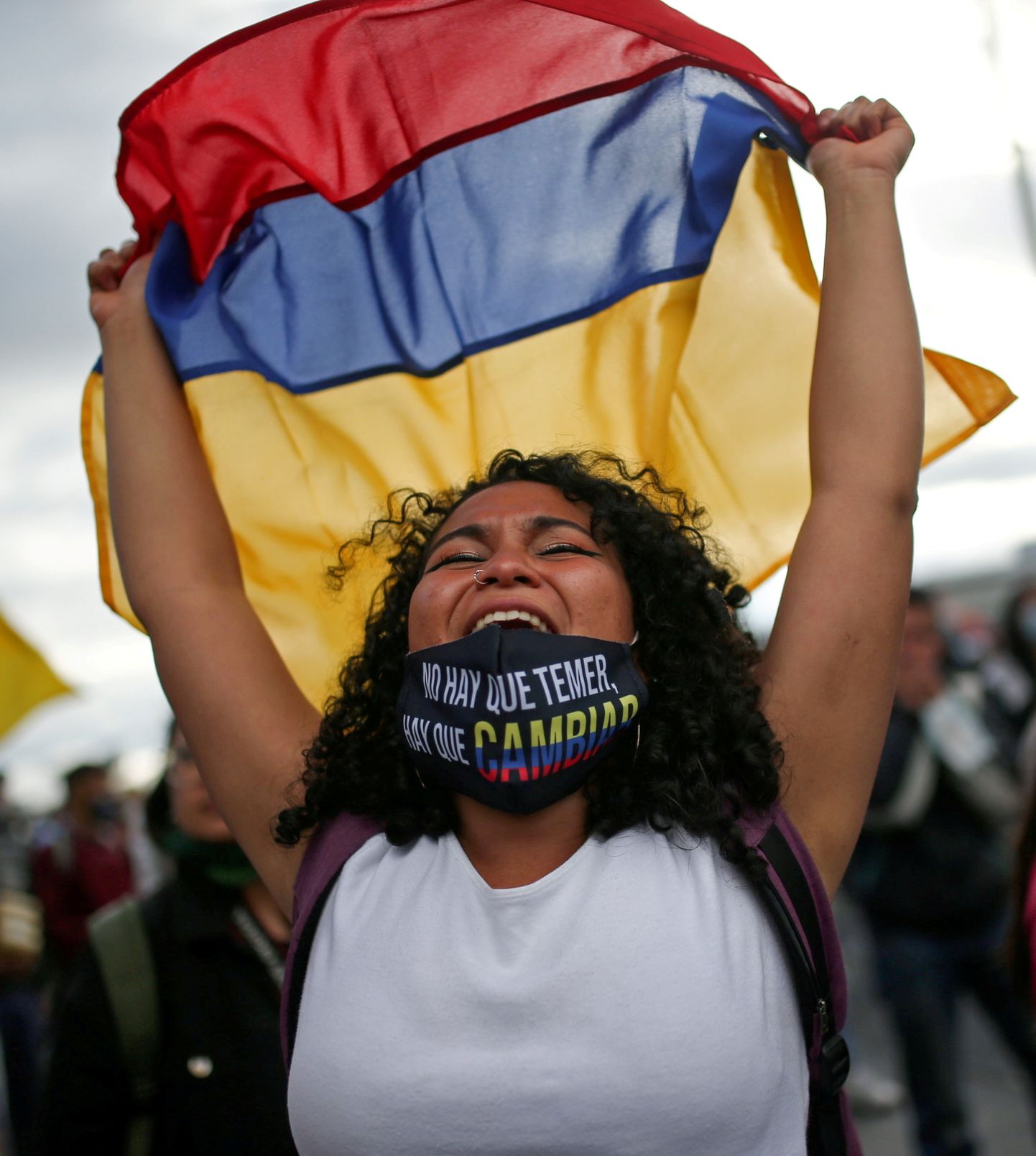 Mai lõpus korraldati Colombias valitsusvastaseid proteste, kus nõuti suuremaid samme vaesusega võitlemiseks.