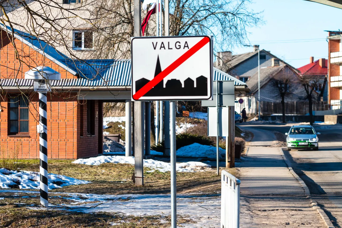 Endine piiriületuspunkt. Siin lõpeb Valka linn ja Semināra iela ning algab Valga linn ja Sepa tänav.
