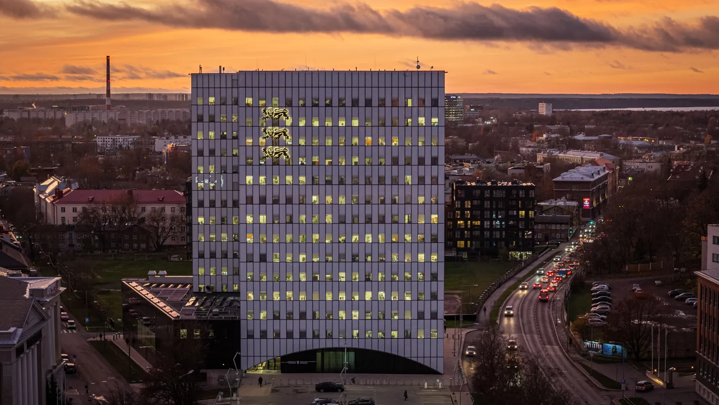 Ministeeriumite ühishoone.