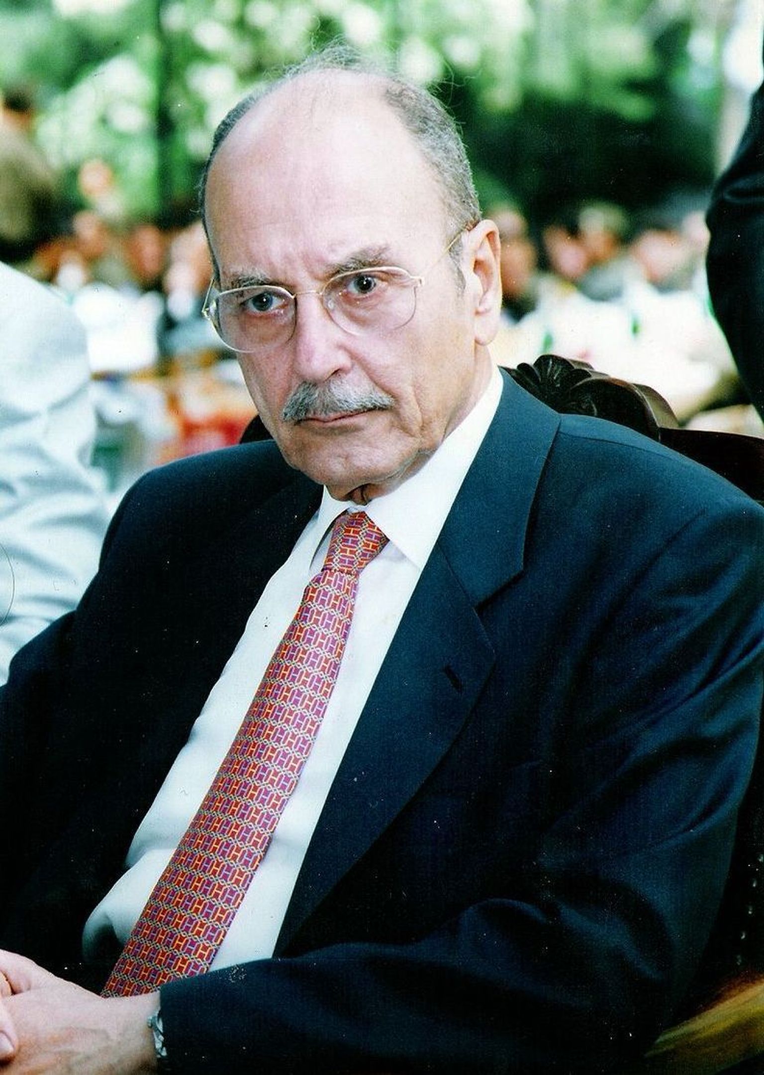 Kreeka endine president Konstantinos Stephanopoulos
