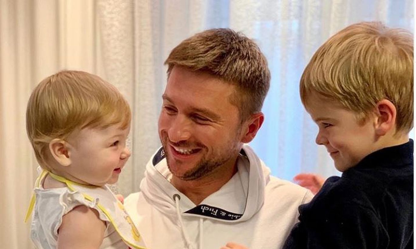 «Сын отжигает» Сергей Лазарев подловил подросшего