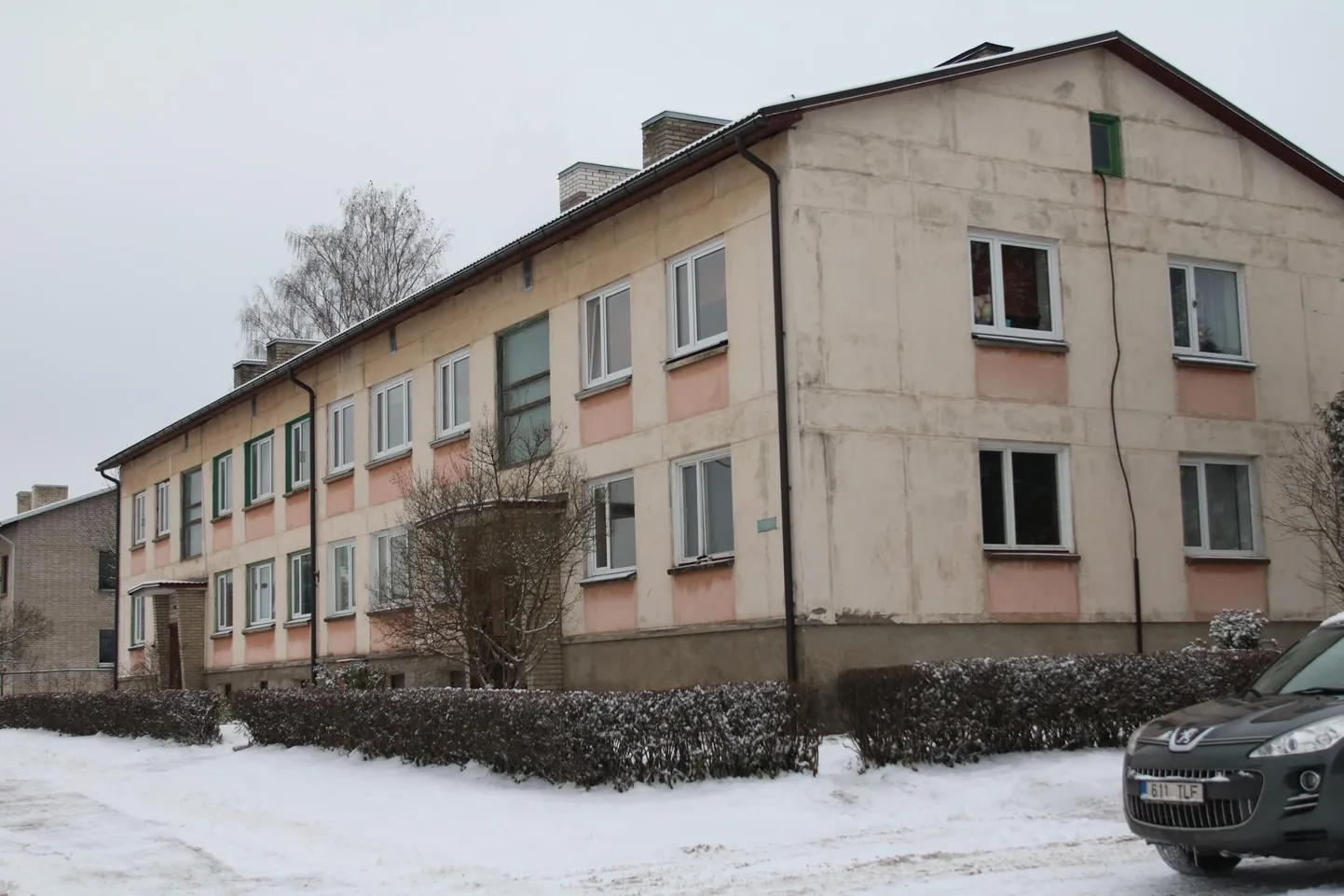 Käisi tänava maja Põlvas, kus oli traagiline tulekahju 1. detsembril. FOTO: Indrek Sarapuu