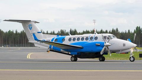 Самолет Департамента полиции и погранохраны совершил вынужденную посадку в Таллиннском аэропорту