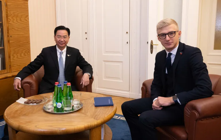Joseph Wu Jaushieh ja Kristo Enn Vaga.