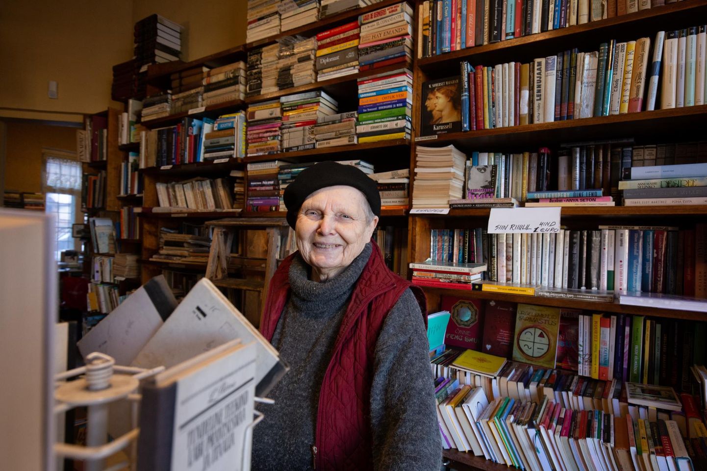 Mai Palo ütleb, et ta süda tilgub poe sulgemise eel verd, sest raamatud on enam kui 60 aastat tema elust suure ja tähtsa osa moodustanud.