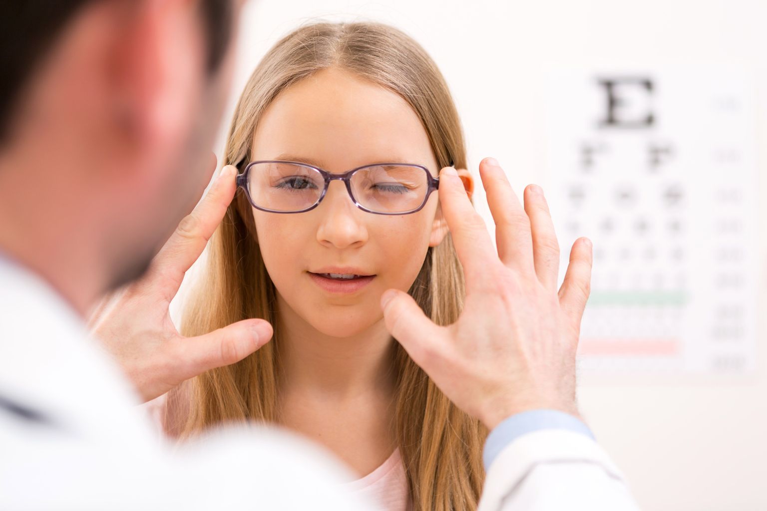 Lastel võib olla tarvis raviprille sageli vahetada, sest prillid võivad väikseks jääda või muutub prillide tugevus.