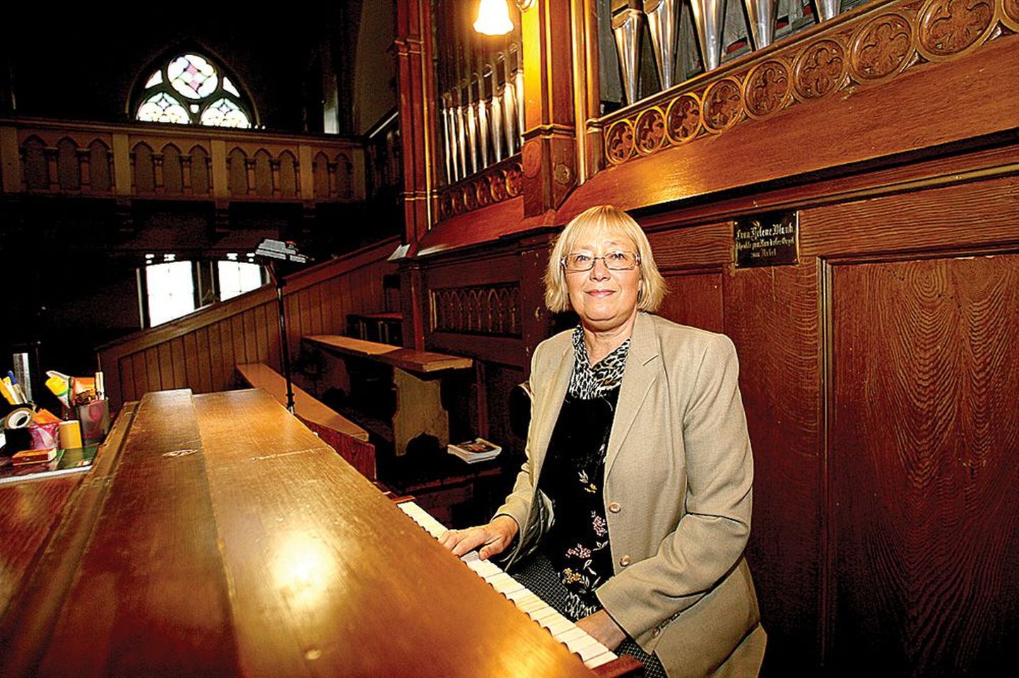 Tartu Peetri kiriku organist Anneli Klaus on ühtlasi äsja tiraaþimisele saadetud plaadi toimetaja ja produtsent.