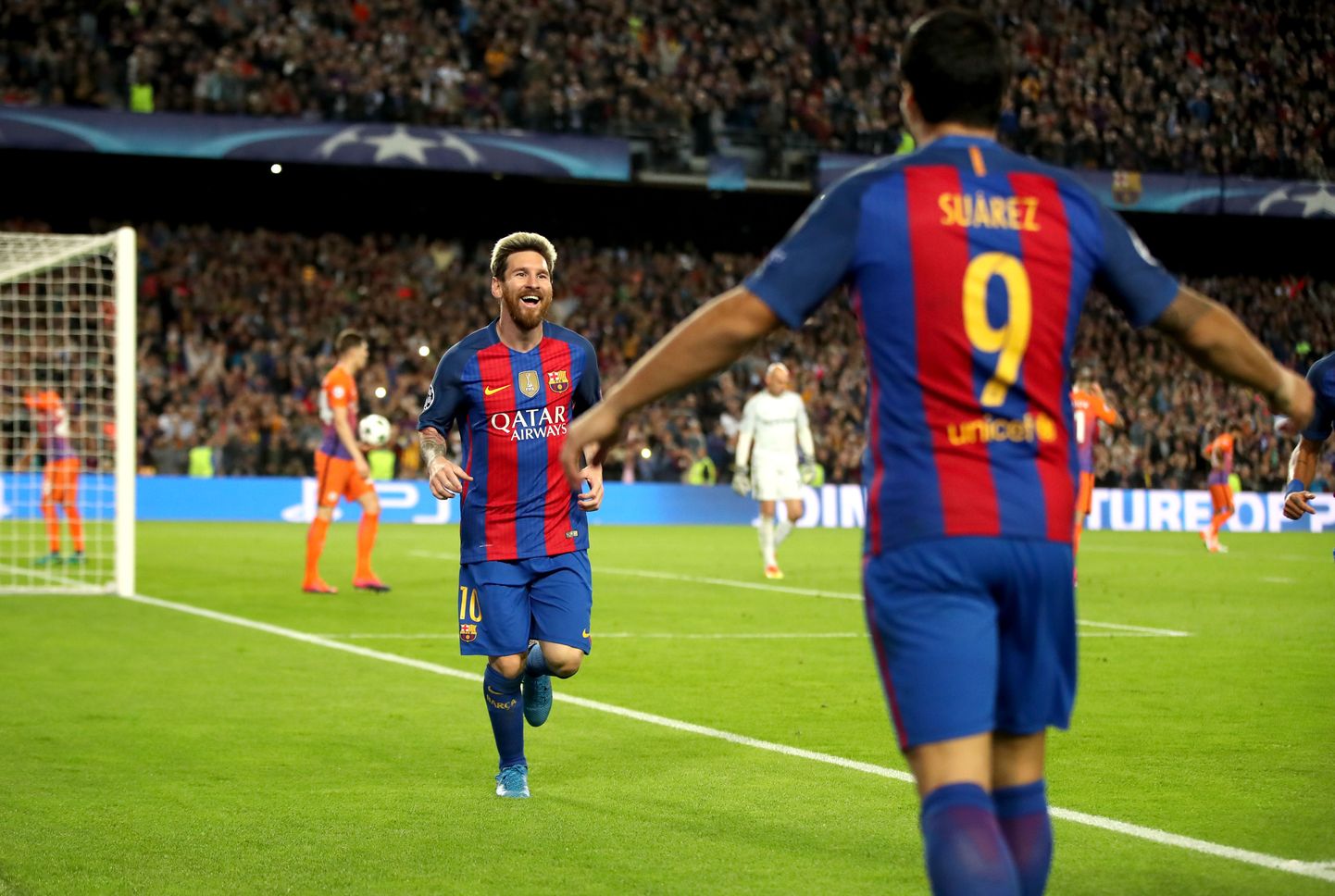 Barcelona ründekolmiku liige Lionel Messi lõi Cityle kolm väravat, millest ühe puhul andis hea söödu kolmiku teine liige Luis Suarez. Ründetrio kolmas mees Neymar oli samuti resultatiivne ja sai kirja ühe tabamuse.