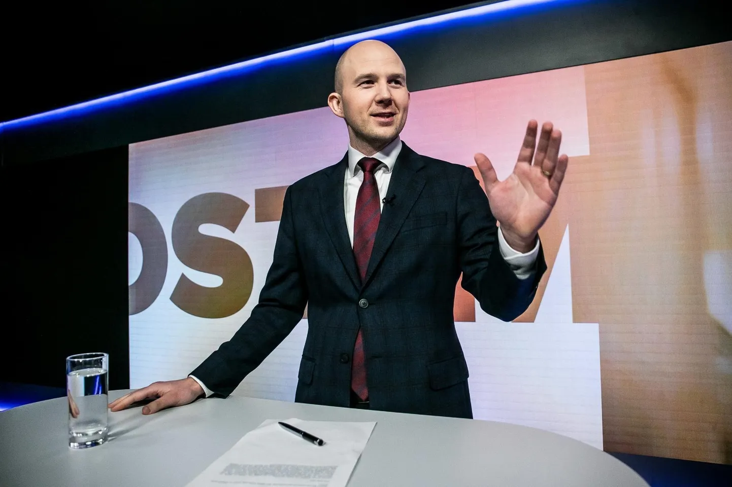 Eelmisel nädala küsiti korduvalt, et mida täpselt tähendavad tervise- ja pereprobleemid. Vastuseid Mölder siis veel ei andnud.