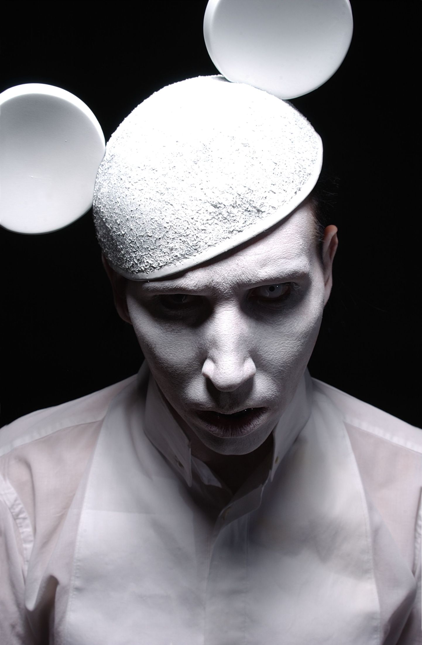 Gottfried Helnwein «Kuldaeg 2 (Marilyn Manson)», (2003).